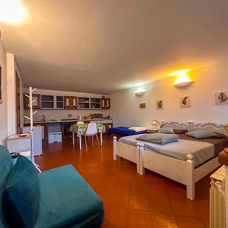 A Due Passi Dal Con Box *