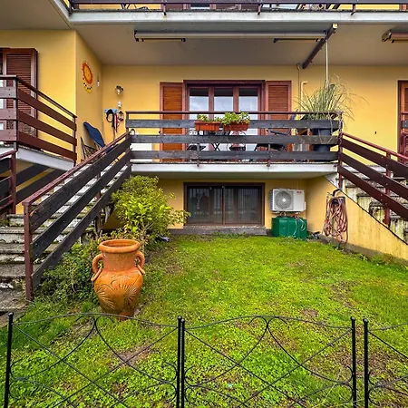 Apartment A Due Passi Dal Con Box *