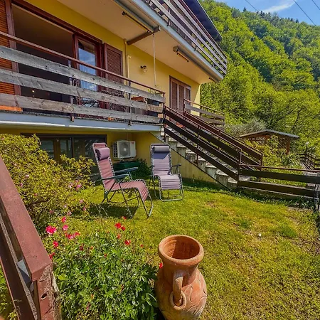 Apartment A Due Passi Dal Con Box *
