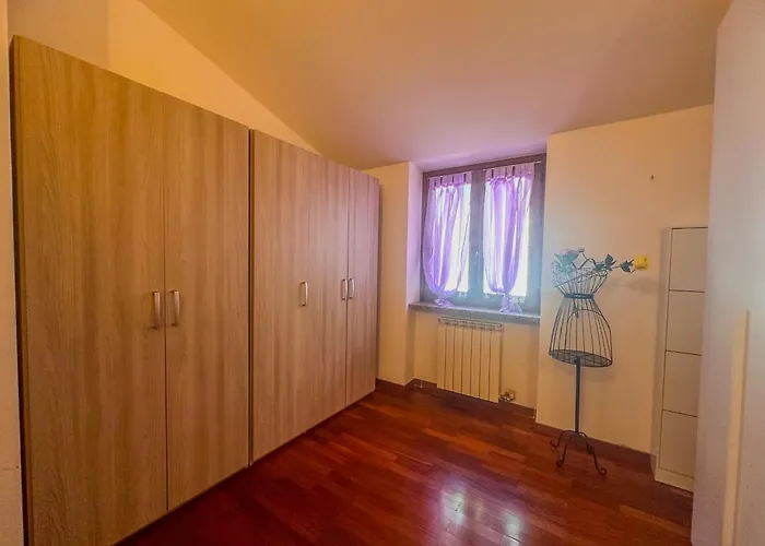 Apartment A Due Passi Dal Con Box Dorio