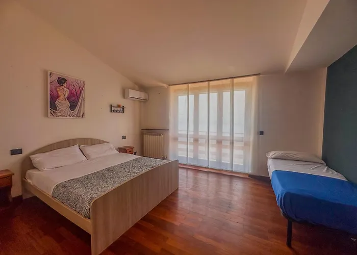 A Due Passi Dal Con Box