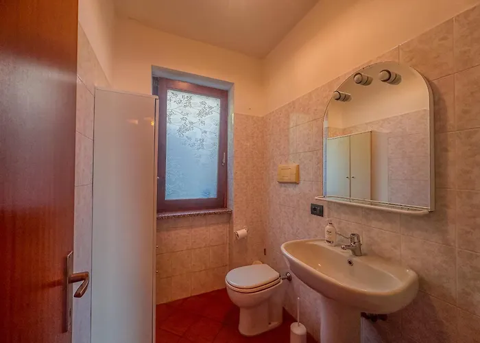 Apartment A Due Passi Dal Con Box Dorio